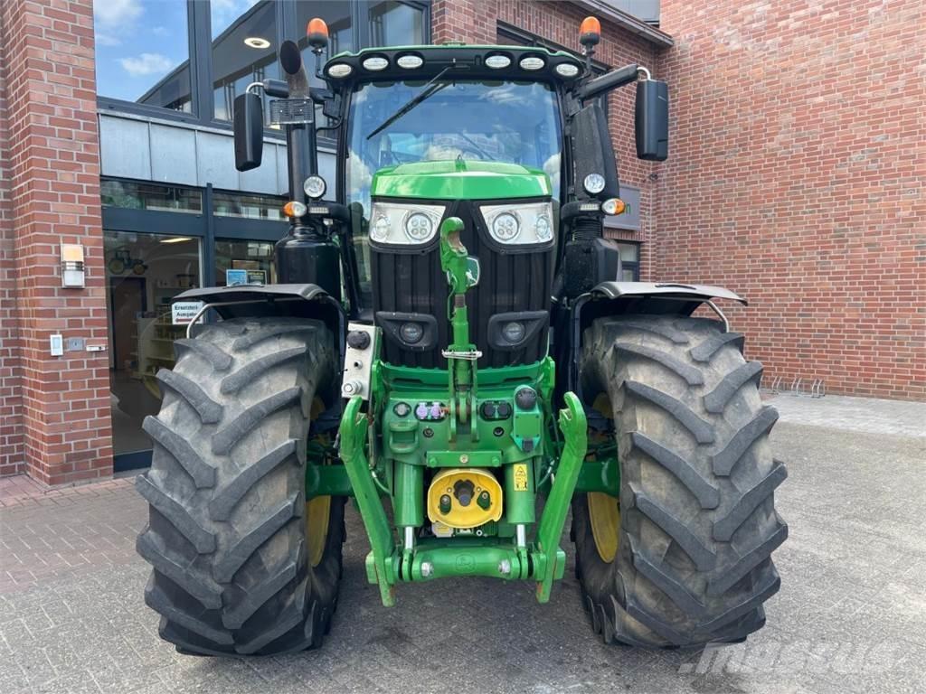 John Deere 6230R Traktoriai