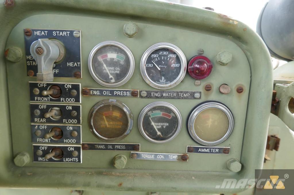 CAT D7F Ex-army Vikšriniai buldozeriai