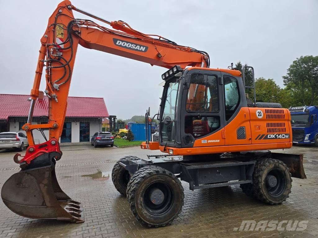 Doosan DX 140-W Ratiniai ekskavatoriai