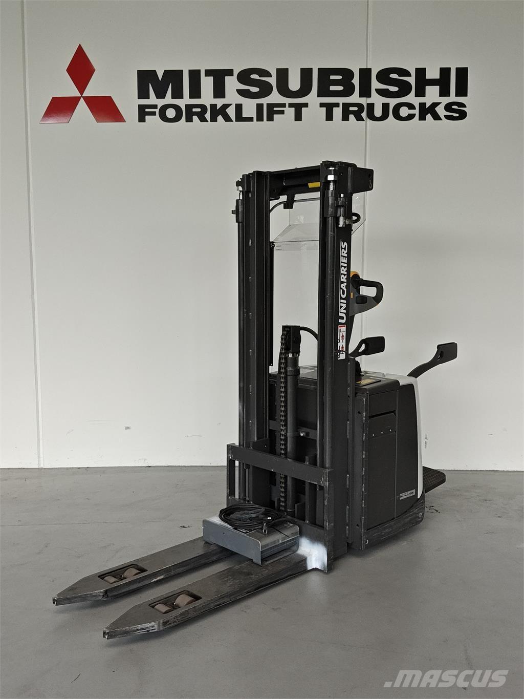 Atlet PSP160 Savaeigiai rietuvai