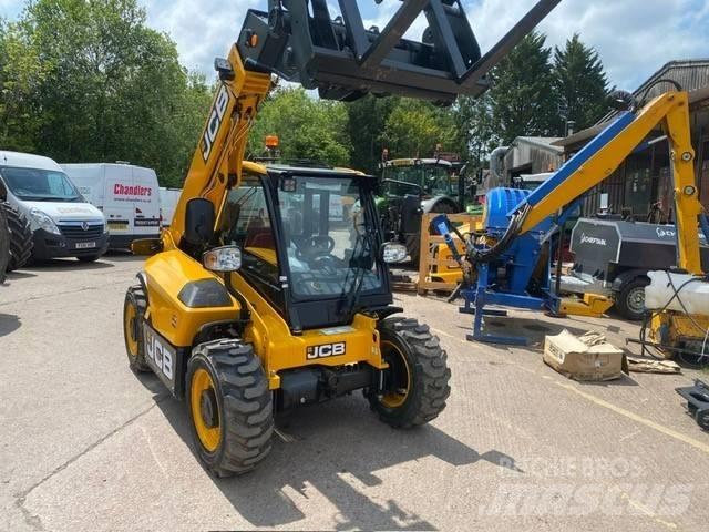 JCB 514-40 Teleskopiniai krautuvai žemės ūkiui