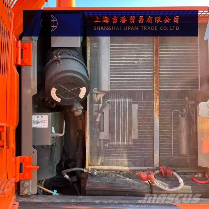 Hitachi ZX 130 Vikšriniai ekskavatoriai