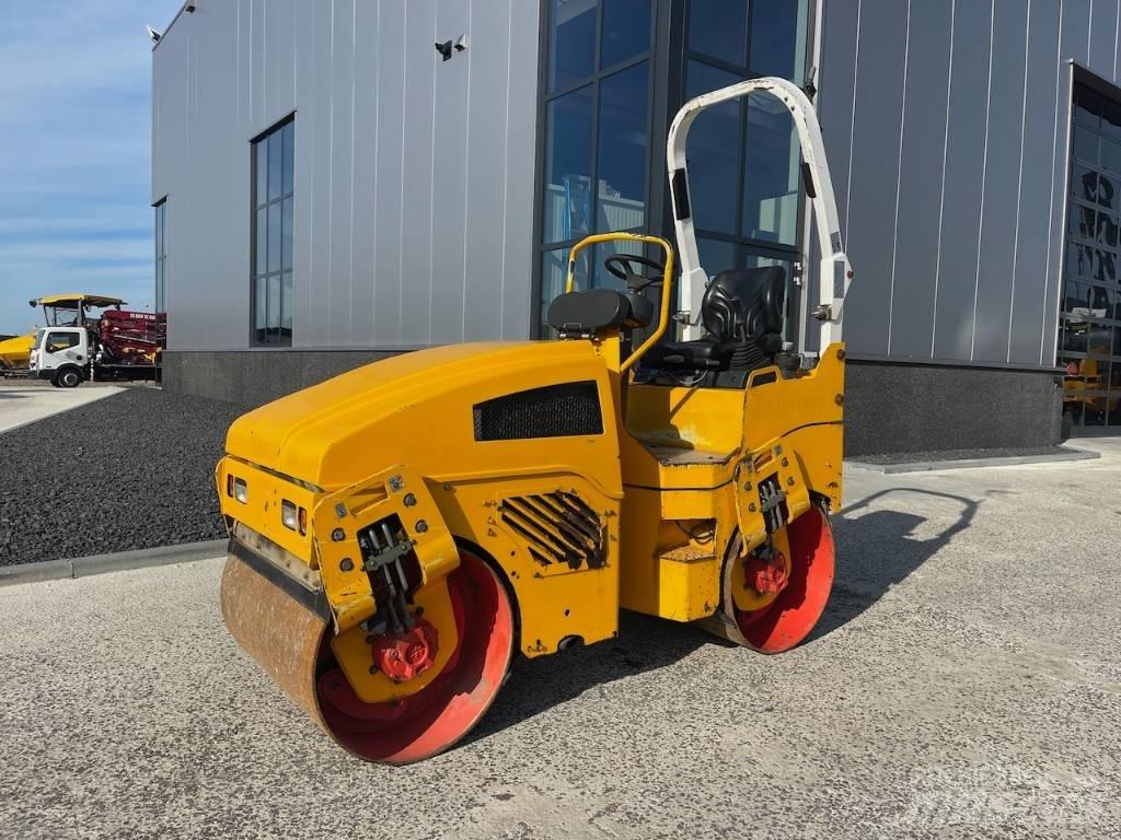 Bomag BW 100 AD-4 Porinių būgnų volai