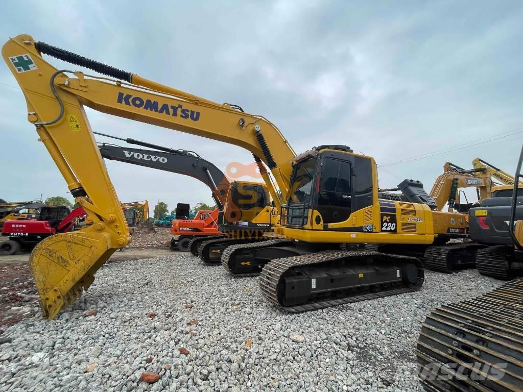 Komatsu PC 220-8M0 Vikšriniai ekskavatoriai
