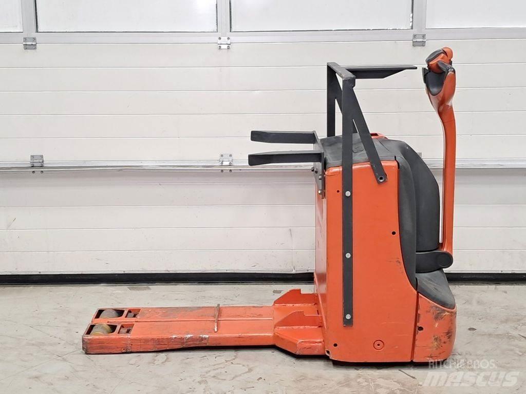 Linde T16 Mažų aukščių keltuvai