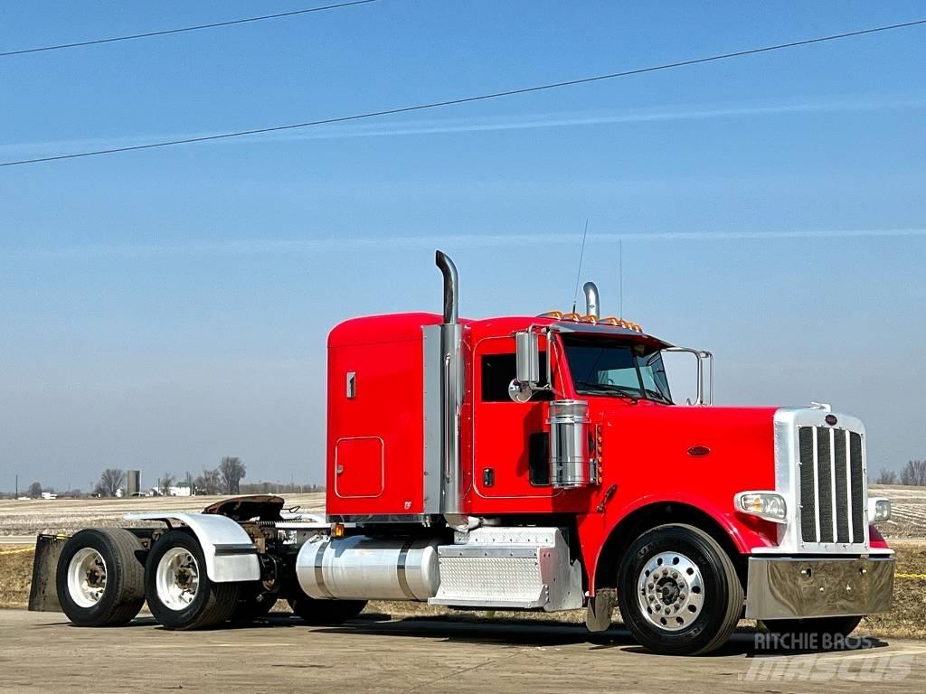 Peterbilt 388 Naudoti vilkikai