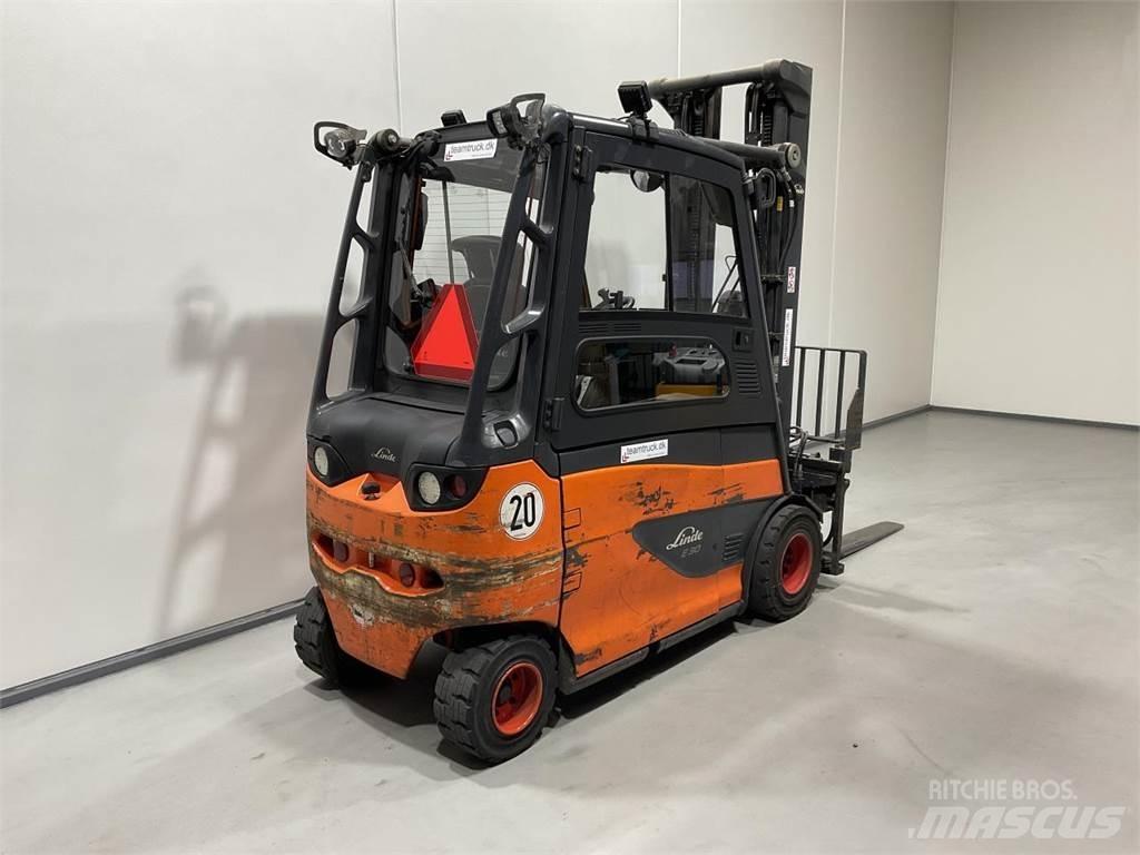 Linde E30/600-02 Elektriniai šakiniai krautuvai