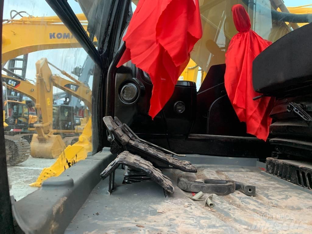 CAT 325 D Vikšriniai ekskavatoriai