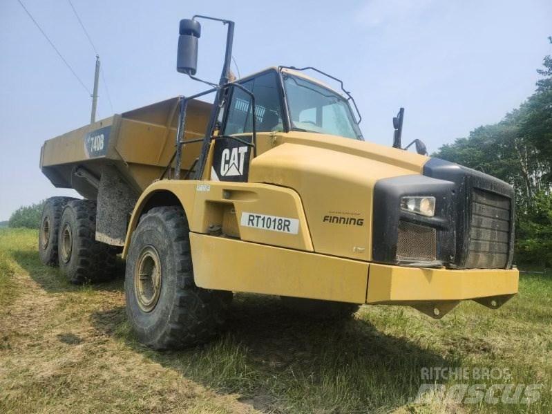 CAT 740 B Karjeriniai savivarčiai