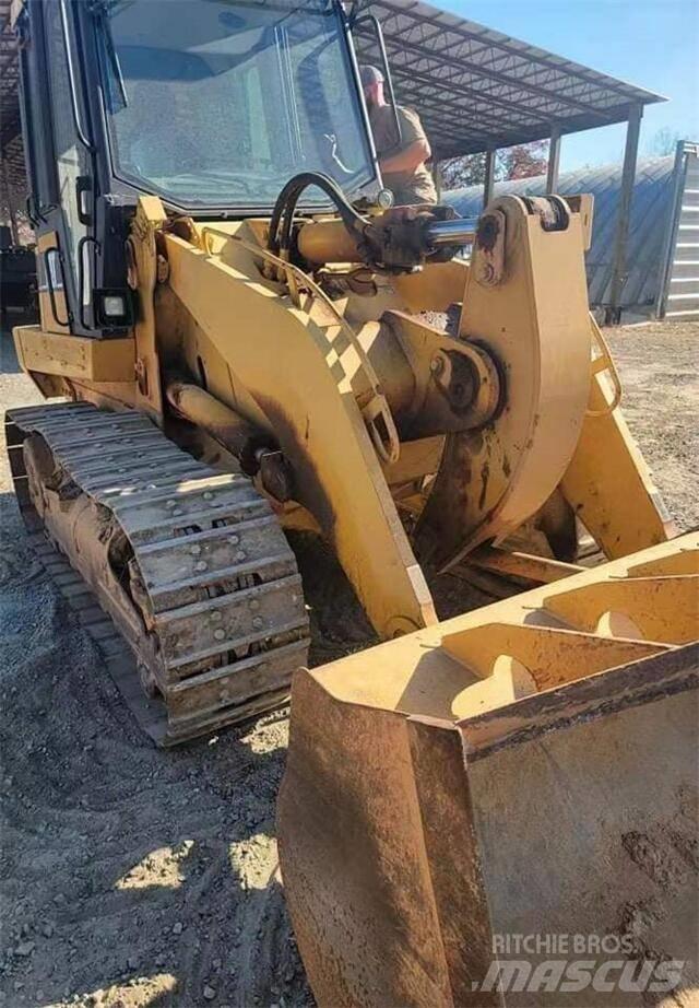 CAT 953C Naudoti ratiniai krautuvai