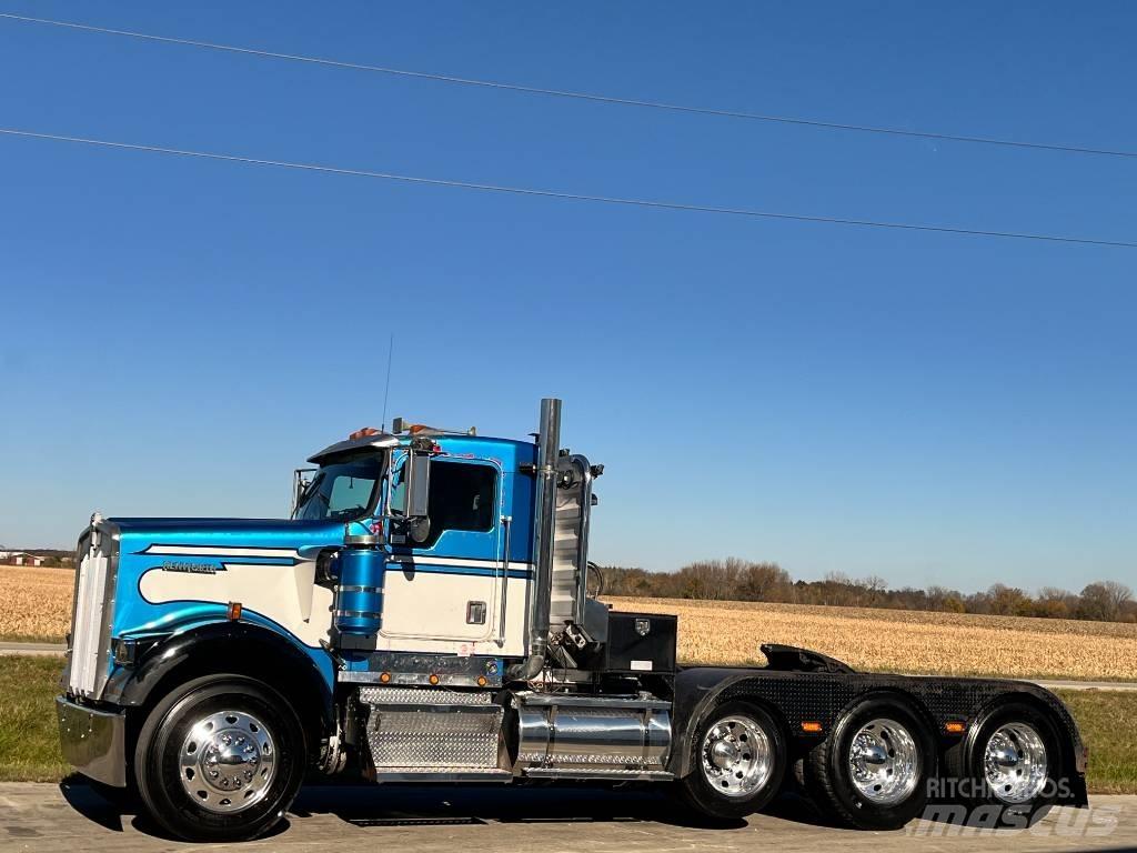 Kenworth W 900 Naudoti vilkikai