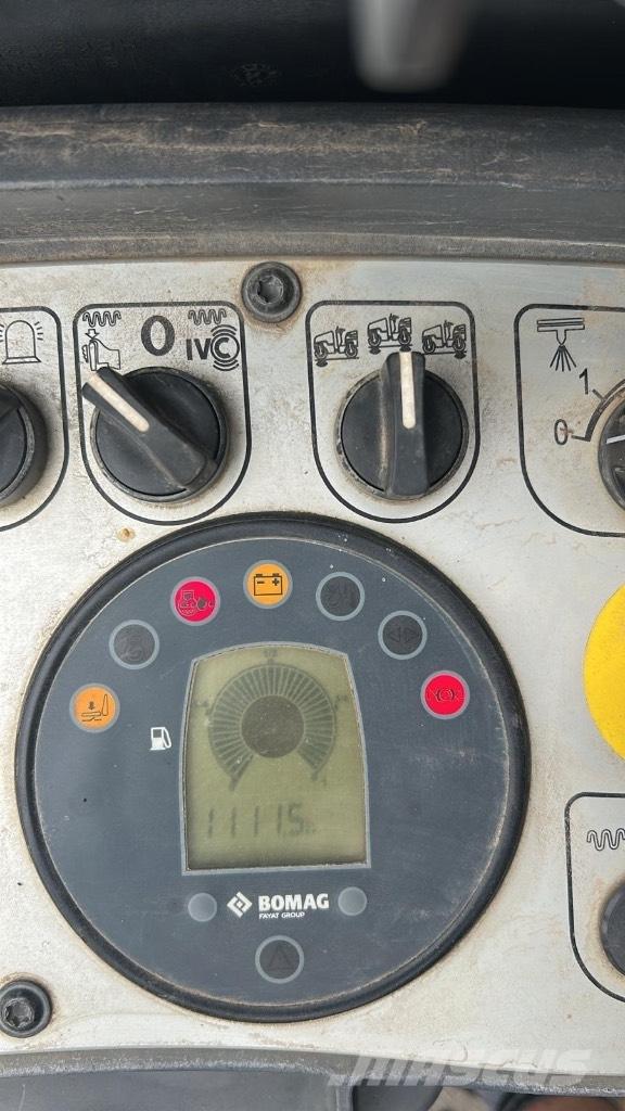 Bomag BW 120 AD-5 Porinių būgnų volai