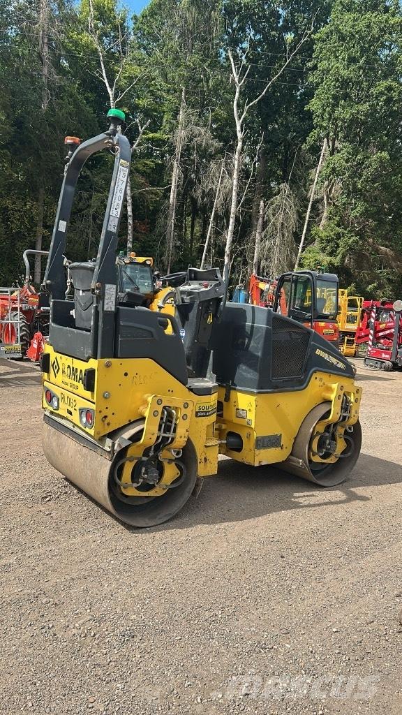 Bomag BW 120 AD-5 Porinių būgnų volai