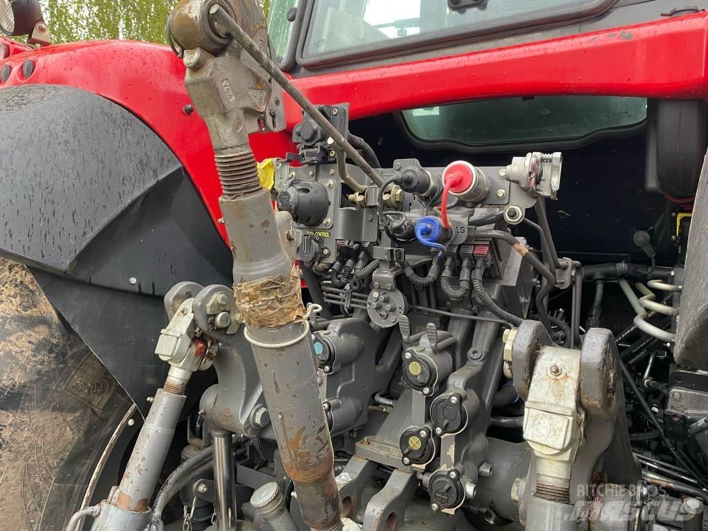 Massey Ferguson 7726 Traktoriai