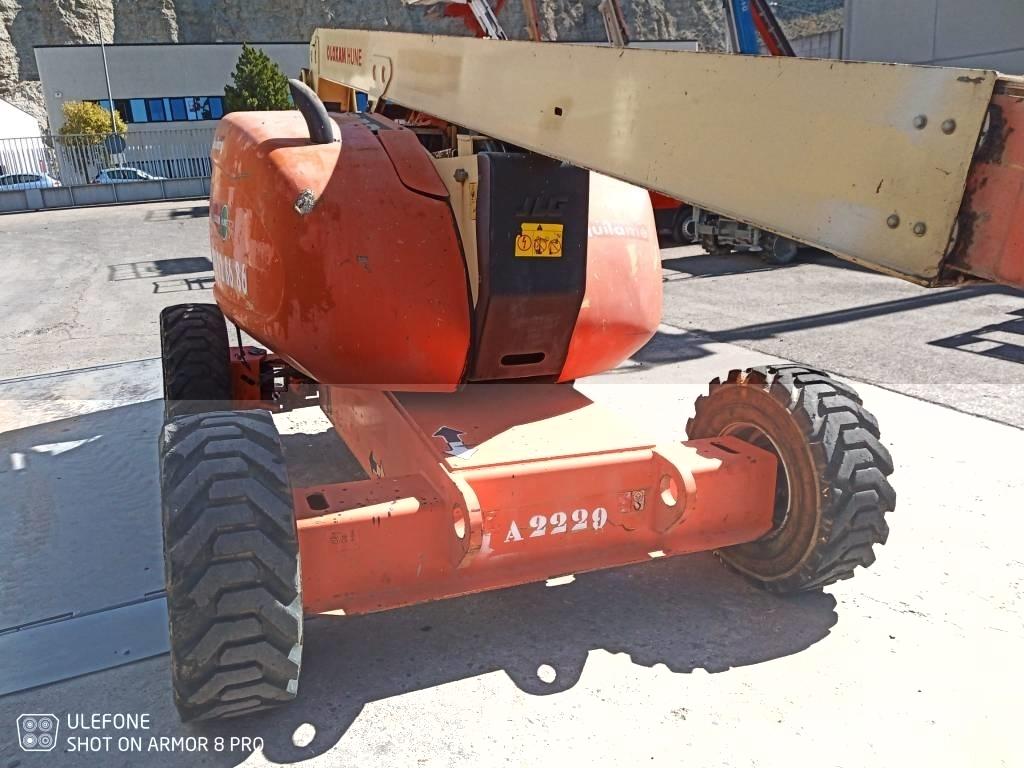 JLG 600 AJ Alkūniniai keltuvai
