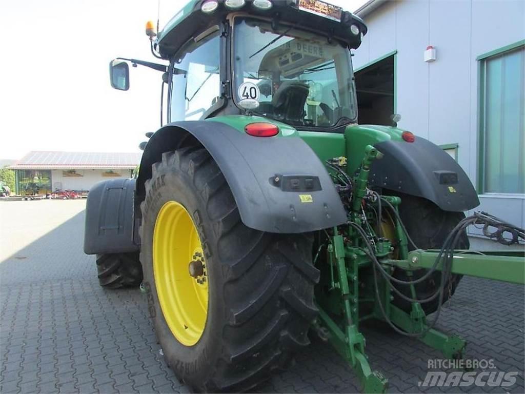 John Deere 8370R Traktoriai