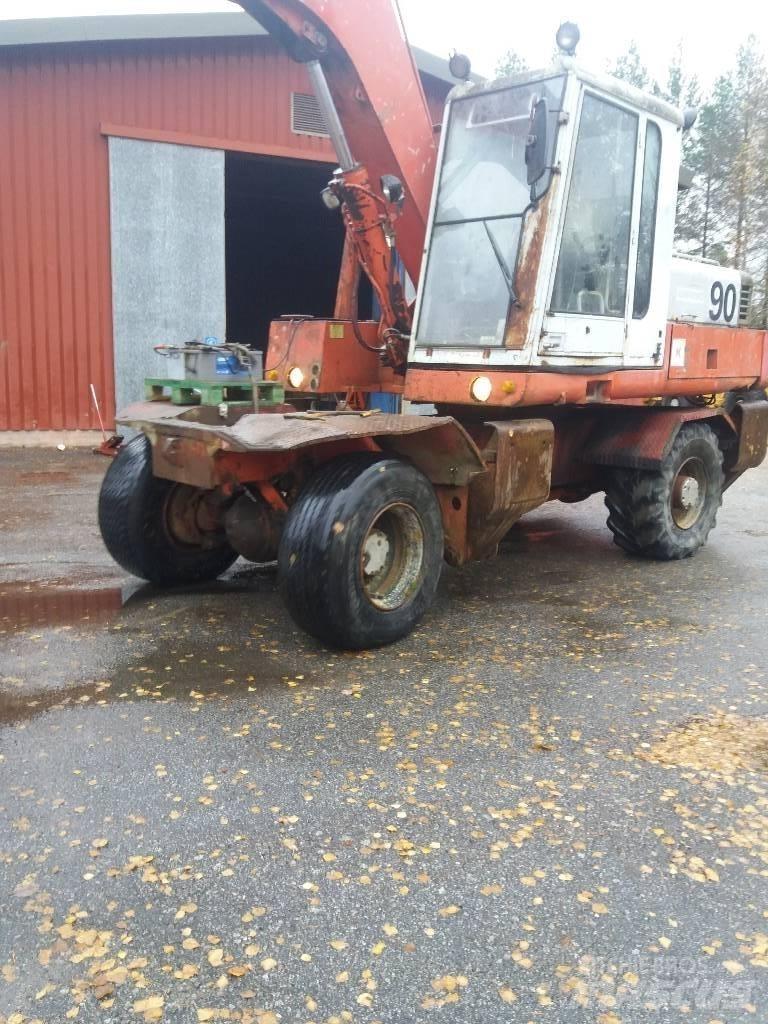 Poclain 90 P Ratiniai ekskavatoriai