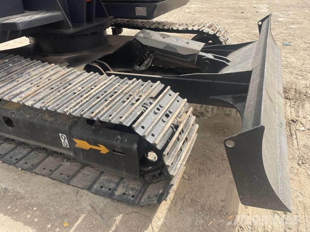 Hitachi ZX 70 Vidutinės galios ekskavatoriai 7-12 t