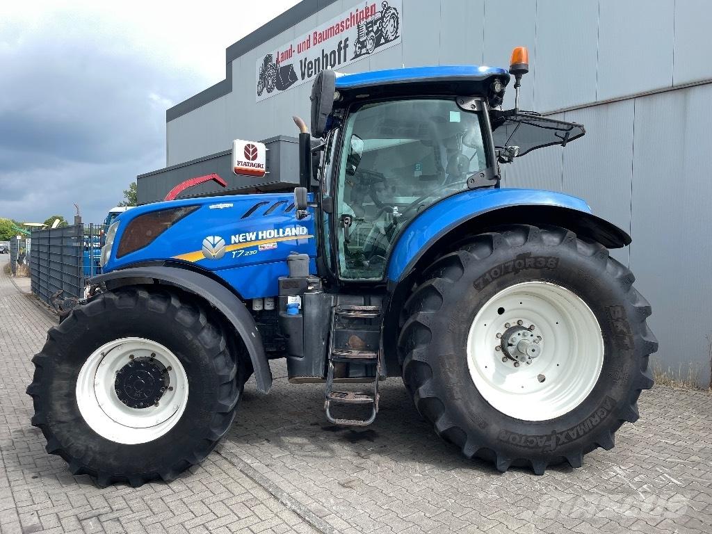 New Holland T 7.230 Traktoriai