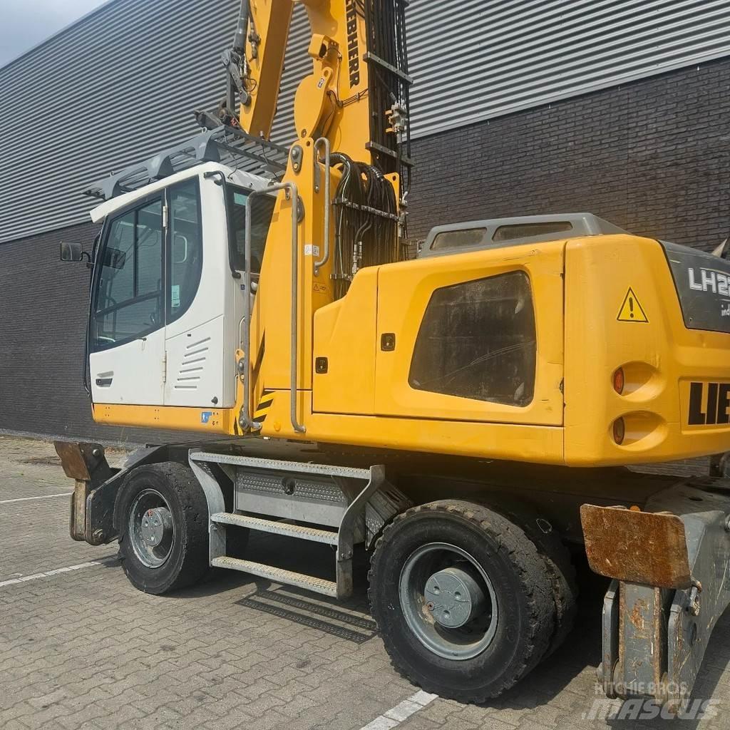Liebherr LH22 Atliekų / pramoniniai krautuvai
