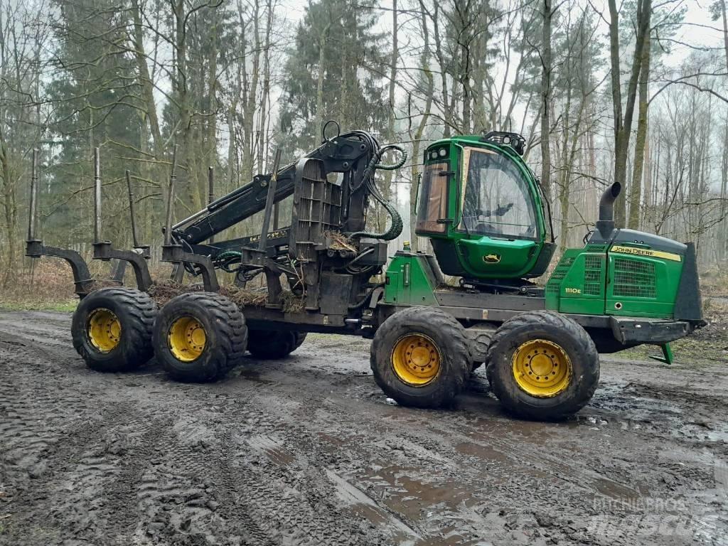 John Deere 1110 E Naudoti miškovežiai (Forvarderiai)