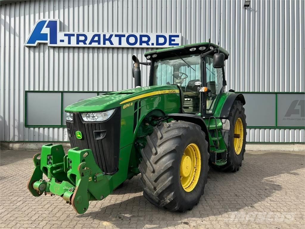 John Deere 8310R Traktoriai