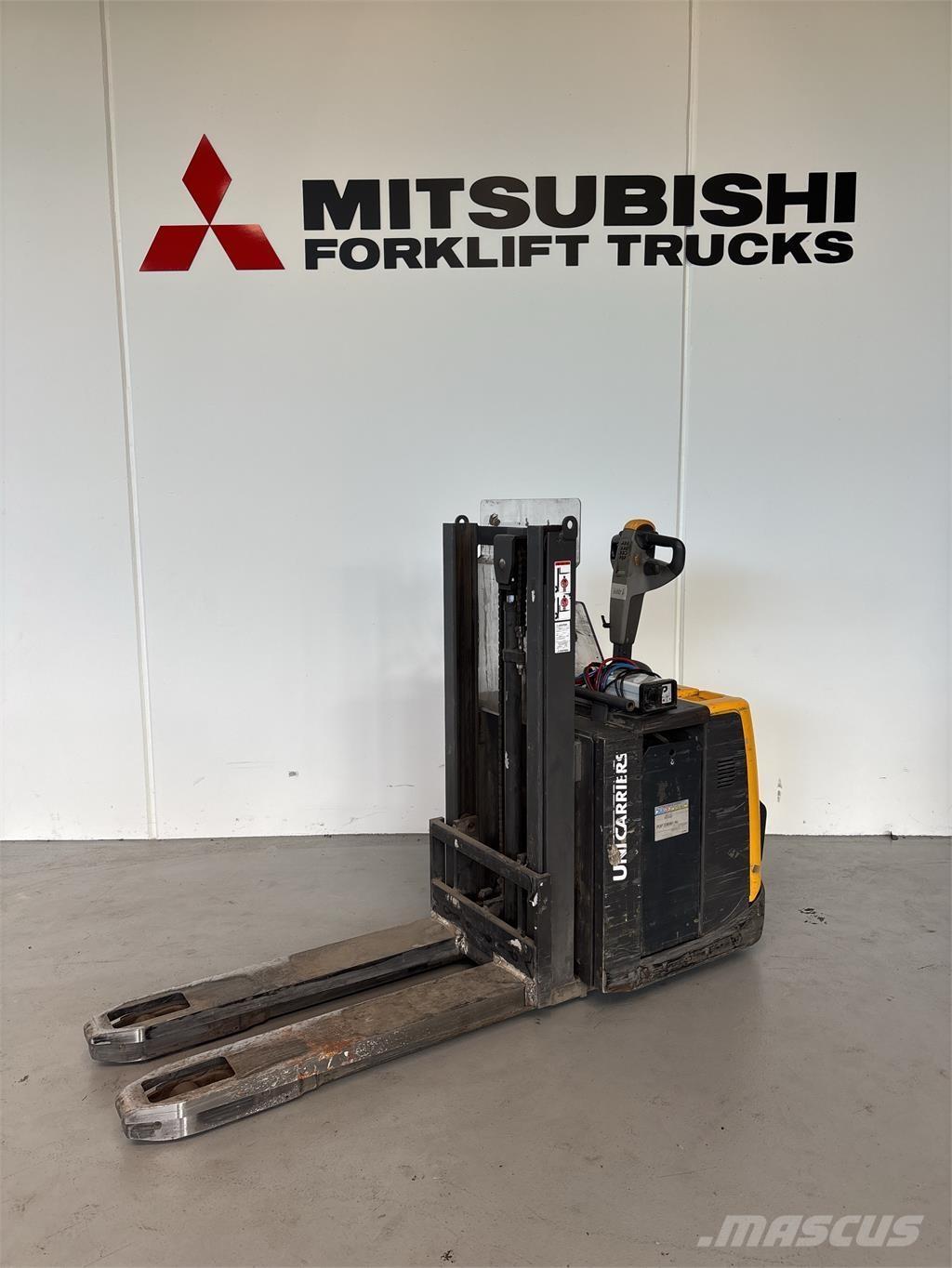 Atlet PDP200 Savaeigiai rietuvai