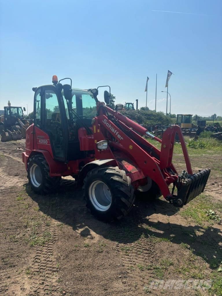 Schäffer 4250 Mini krautuvai