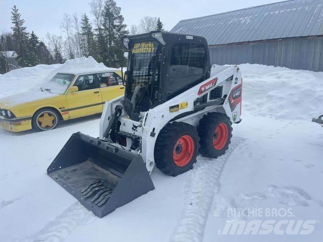 Bobcat S450 Krautuvai su šoniniu pasukimu