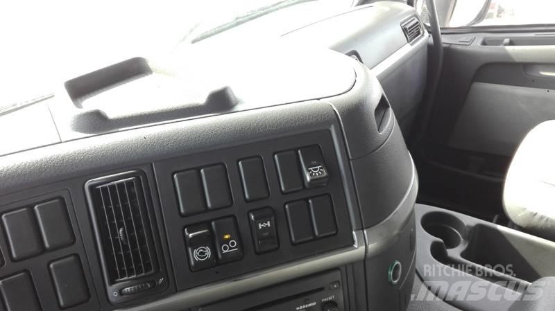 Volvo FM 12 340 8X2 Važiuoklė su kabina
