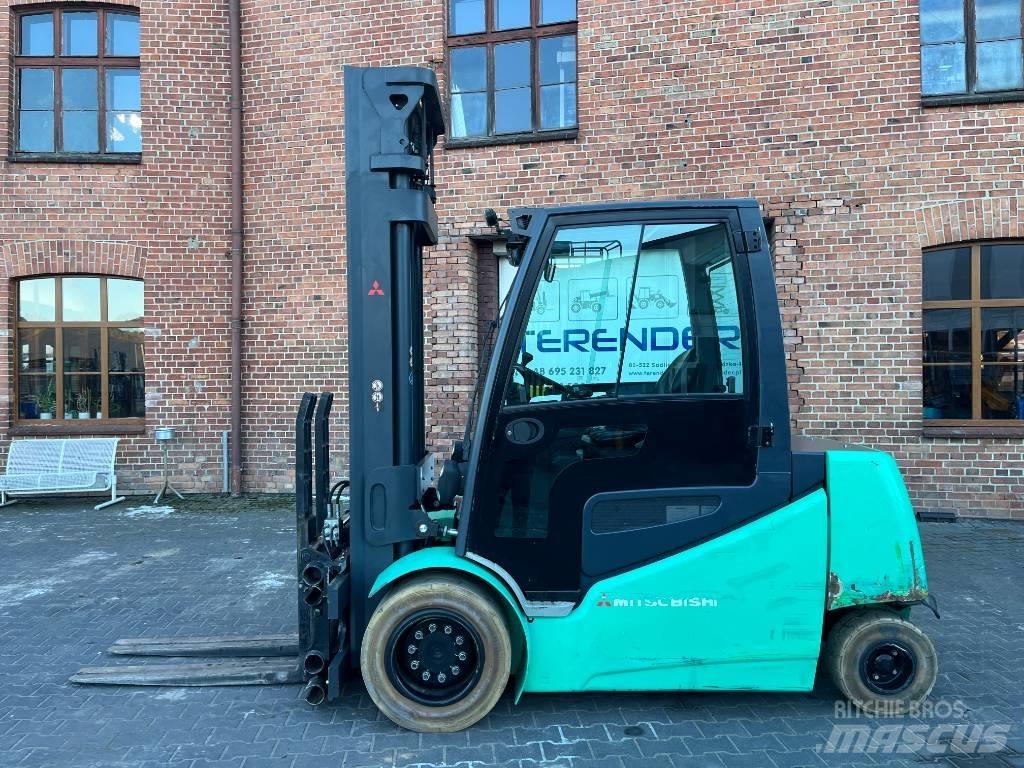 Mitsubishi FB45 Elektriniai šakiniai krautuvai