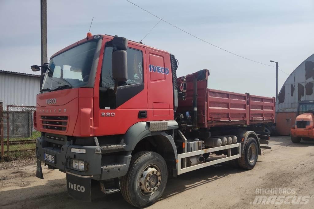 Iveco Trakker 380 Savivarčių priekabų vilkikai