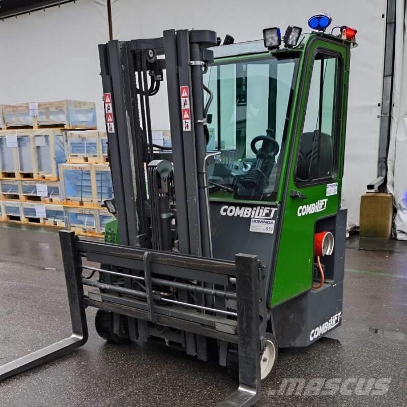 Combilift CB 2500 Šakiniai krautuvai su privažiavimu iš visų keturių pusių