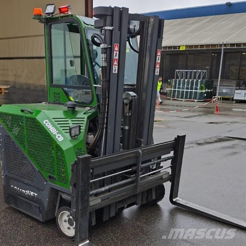 Combilift CB 2500 Šakiniai krautuvai su privažiavimu iš visų keturių pusių