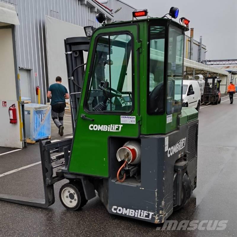 Combilift CB 2500 Šakiniai krautuvai su privažiavimu iš visų keturių pusių