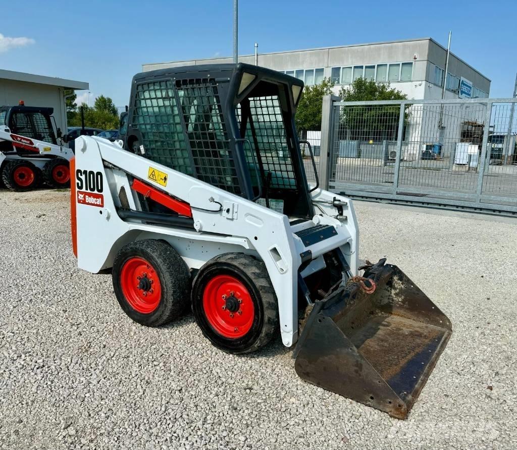 Bobcat S 100 Krautuvai su šoniniu pasukimu