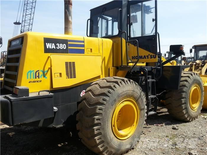 Komatsu WA 380-3 Naudoti ratiniai krautuvai