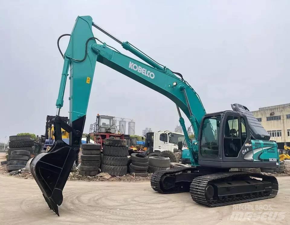 Kobelco SK 200 Vikšriniai ekskavatoriai