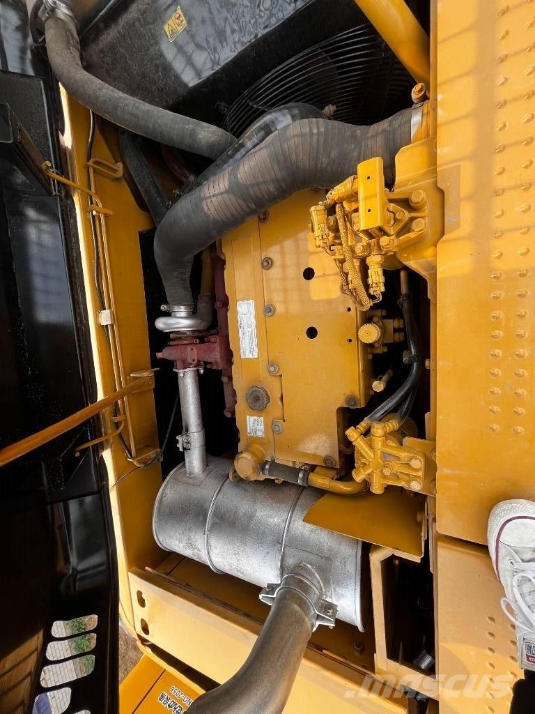 CAT 320 D Vikšriniai ekskavatoriai