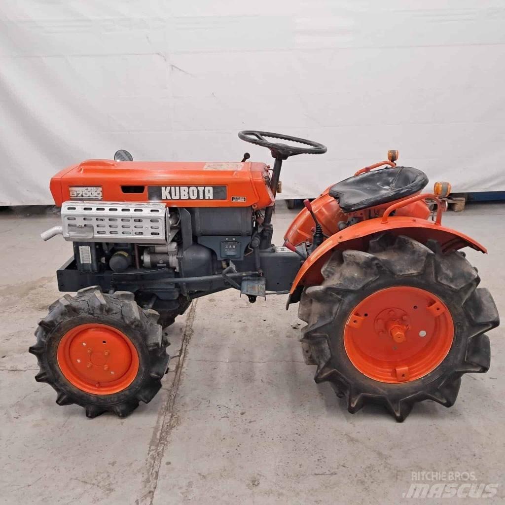 Kubota B 7000 Traktoriai