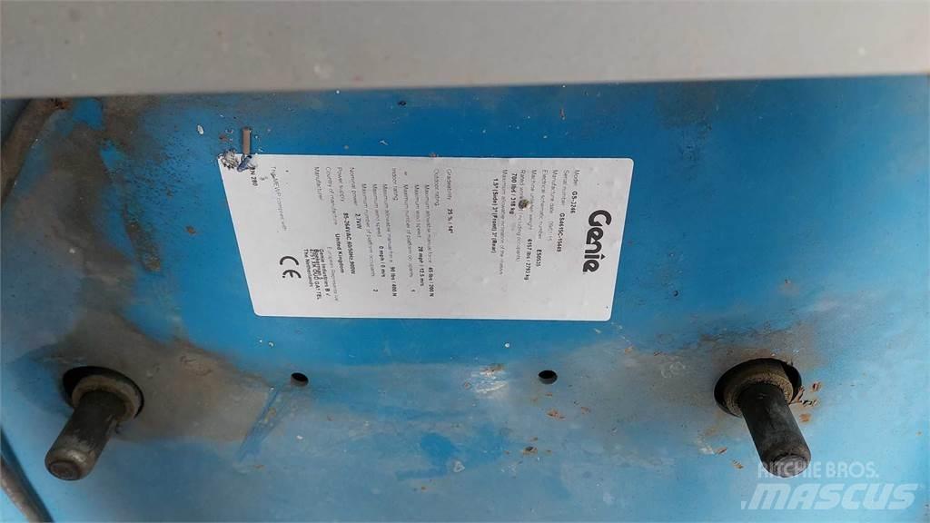 Genie GS3246 Žirkliniai keltuvai