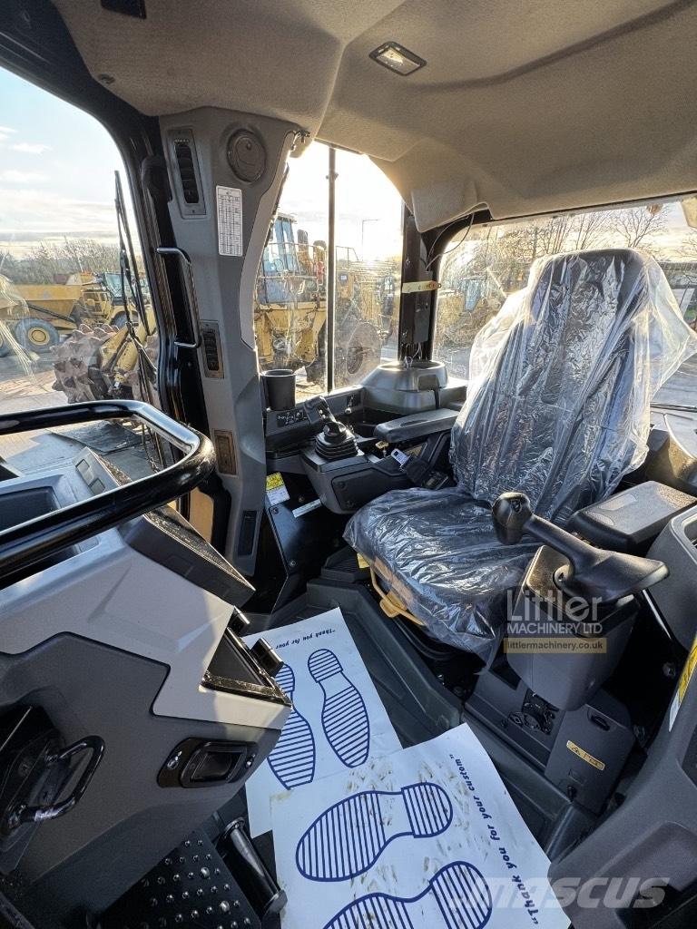 CAT D 5 Vikšriniai buldozeriai