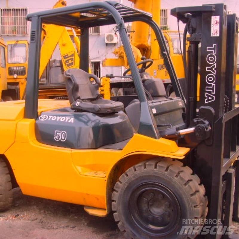 Toyota FD 50 Dyzeliniai krautuvai