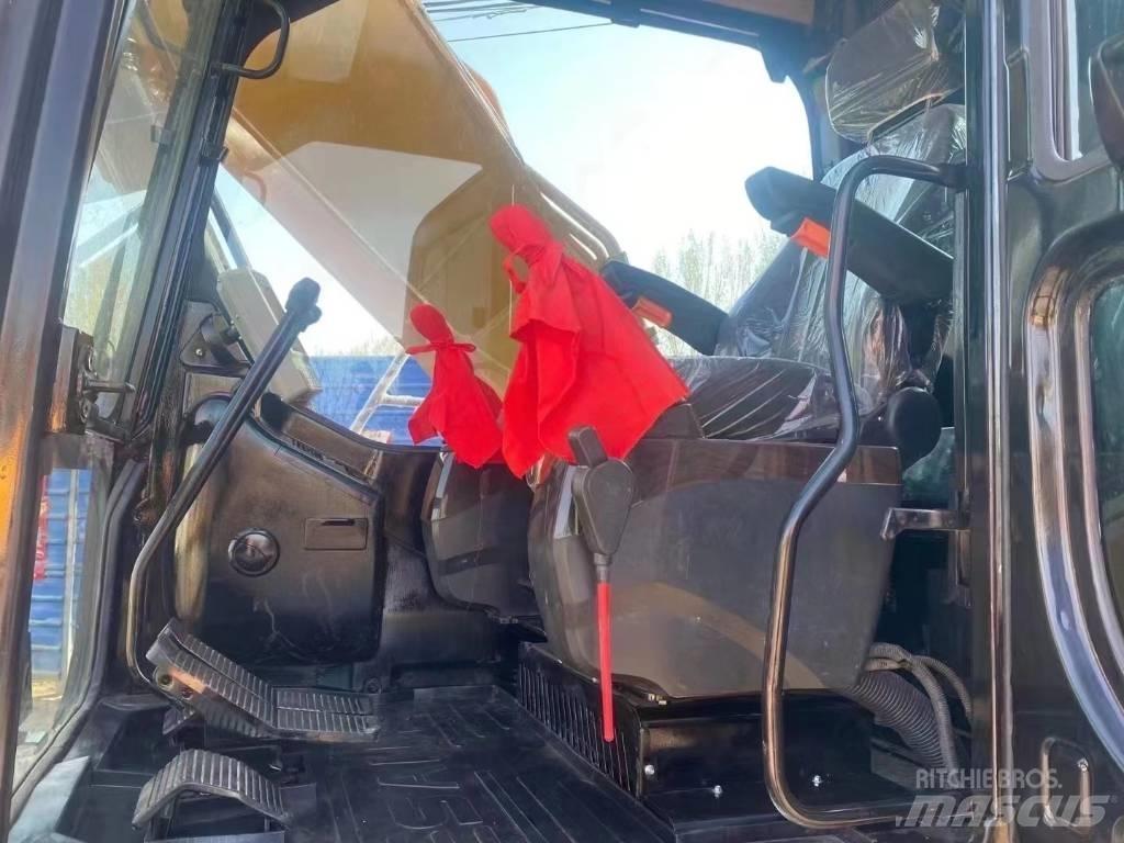 Sany SY215C PRO Vikšriniai ekskavatoriai