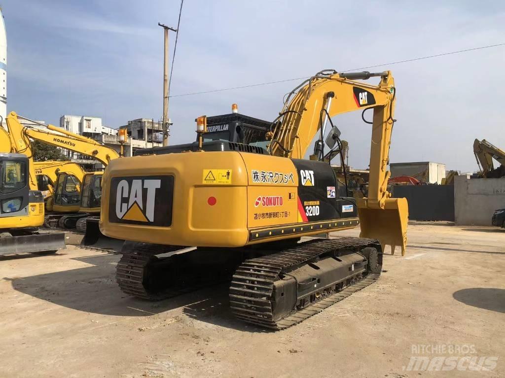 CAT 320 D Vikšriniai ekskavatoriai
