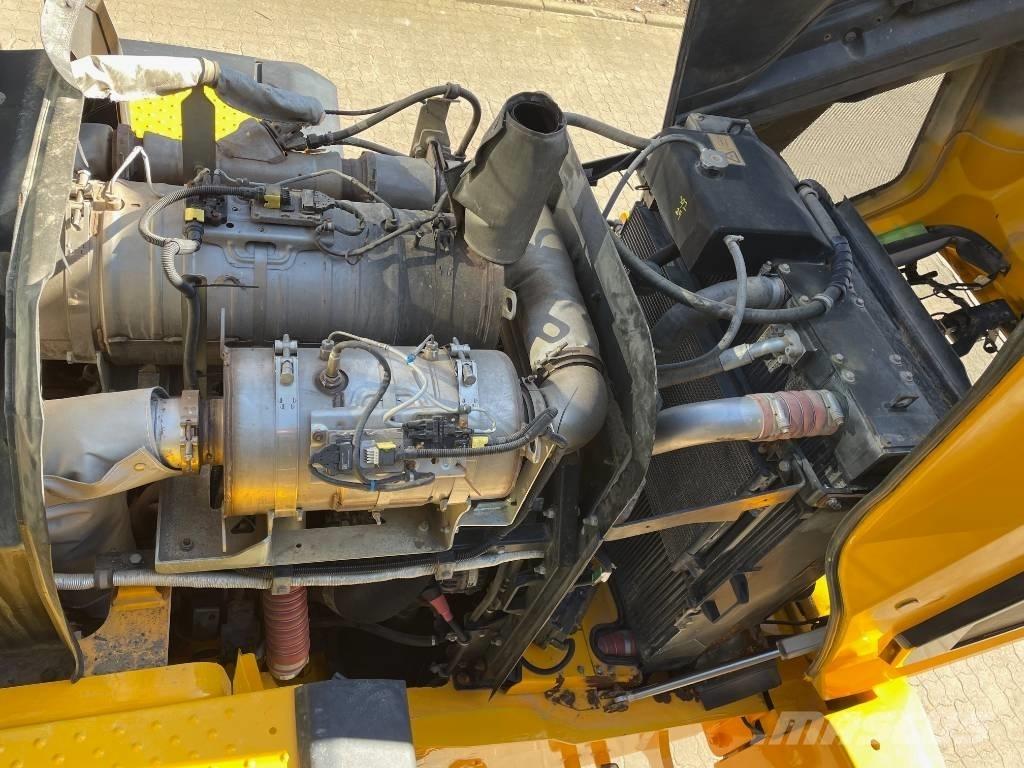 JCB 427 Naudoti ratiniai krautuvai