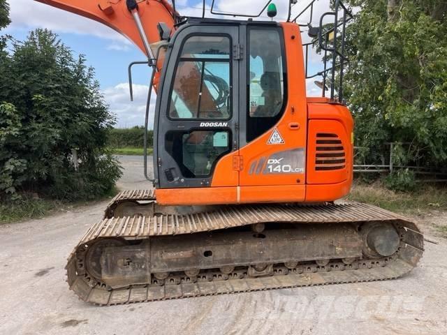 Doosan DX 140 LCR-3 Vikšriniai ekskavatoriai