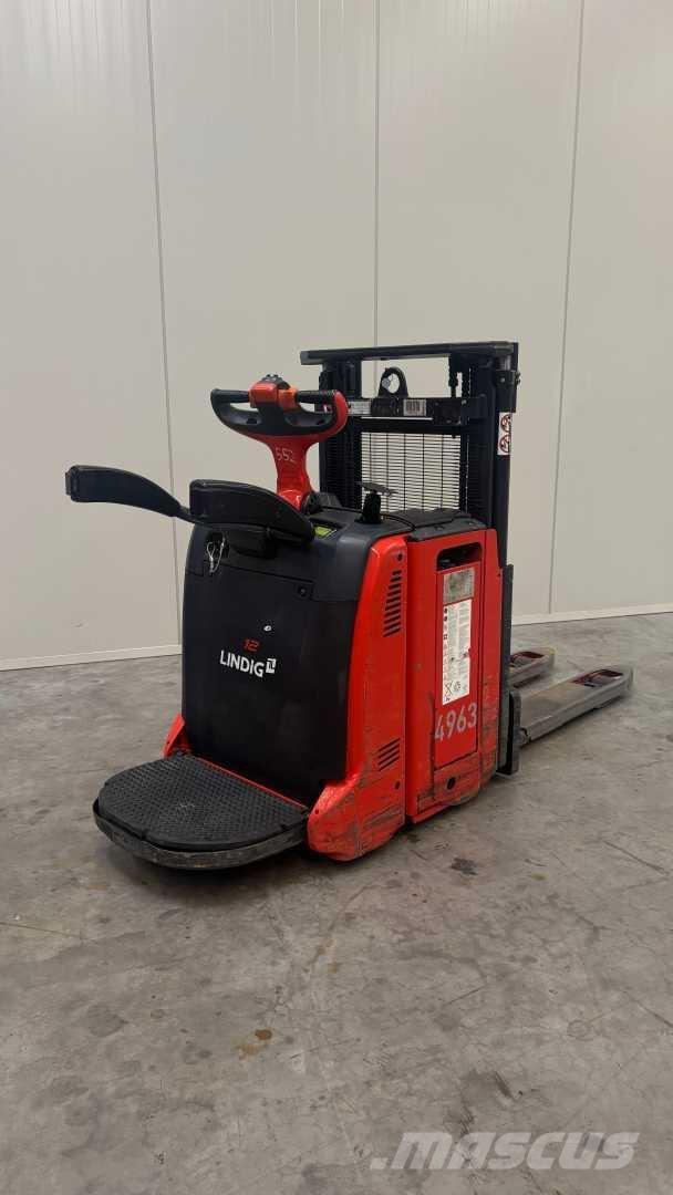 Linde D12AP Savaeigiai rietuvai