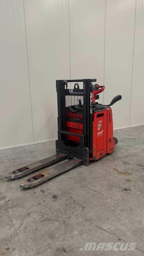 Linde D12AP Savaeigiai rietuvai