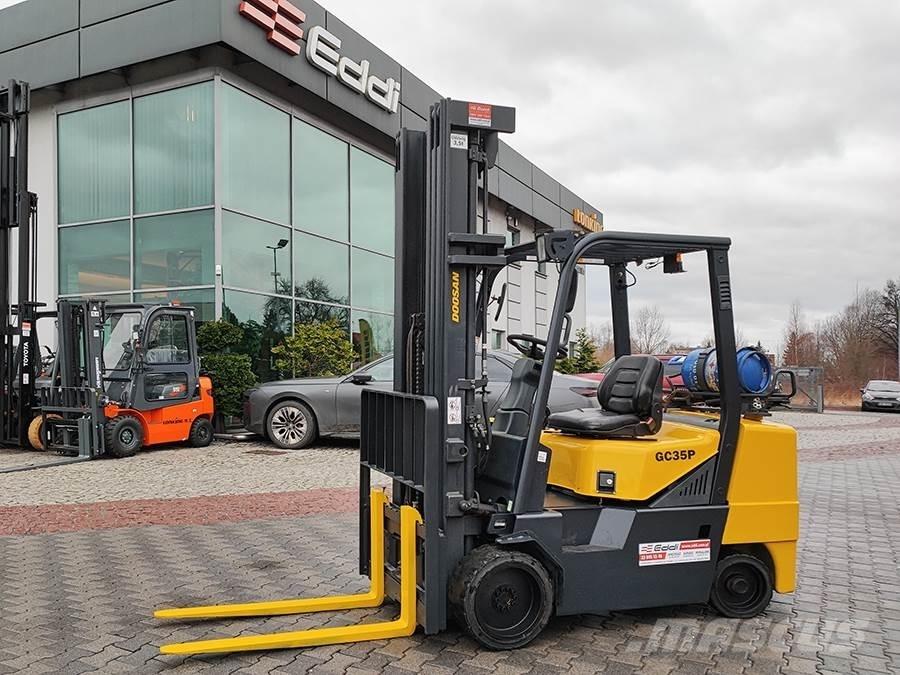 Doosan GC35P-3 Šakiniai krautuvai - Kita